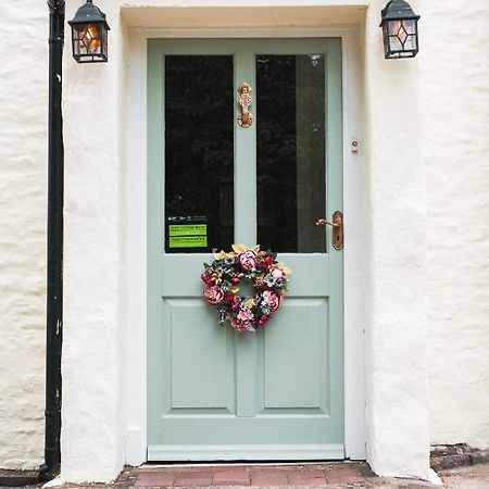 The Green Door Vegan B&B Llanon Dış mekan fotoğraf